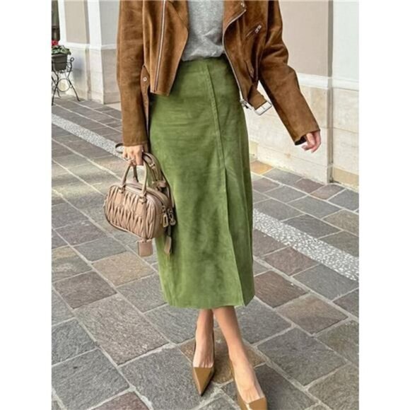 A Classy Chic Boutique Dresses & Skirts - Solid Color Midi Skirt